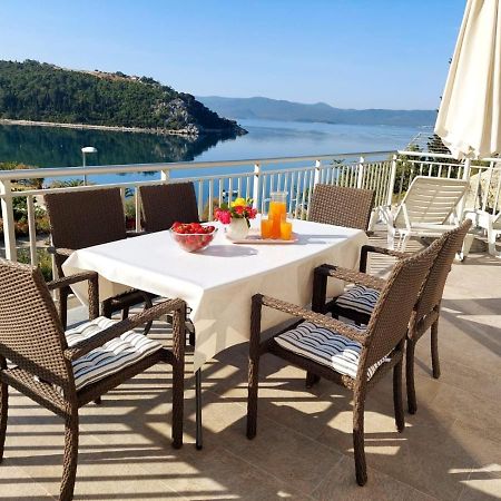Apartment Frana Delux Kremena Ngoại thất bức ảnh