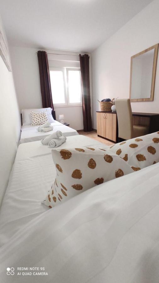 Apartment Frana Delux Kremena Ngoại thất bức ảnh